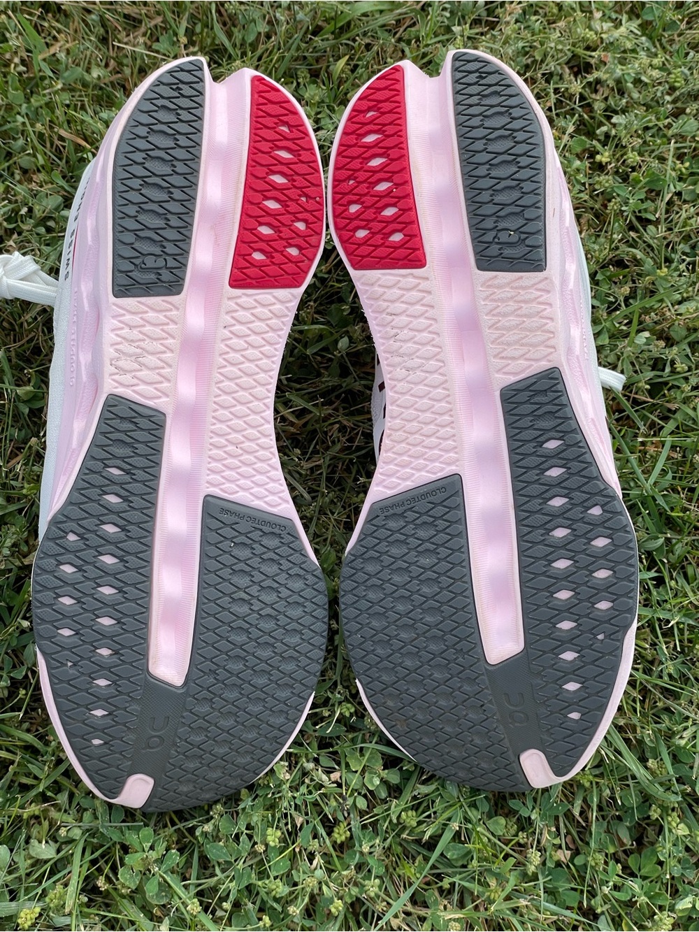 ON Cloudsurfer Next Sneakers - Picture 12 of 16